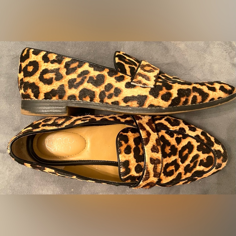 Size 9 FRANCO SARTO leopard short hair loafers shoes